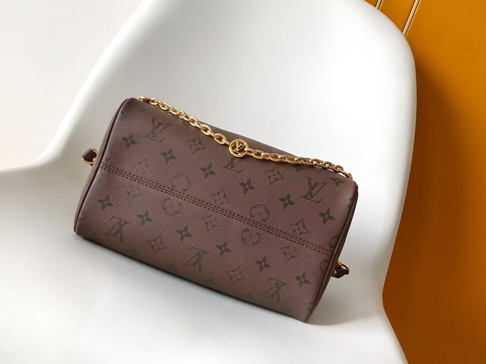 Louis Vuitton Basic Bag Cow Leather Black M-l-s