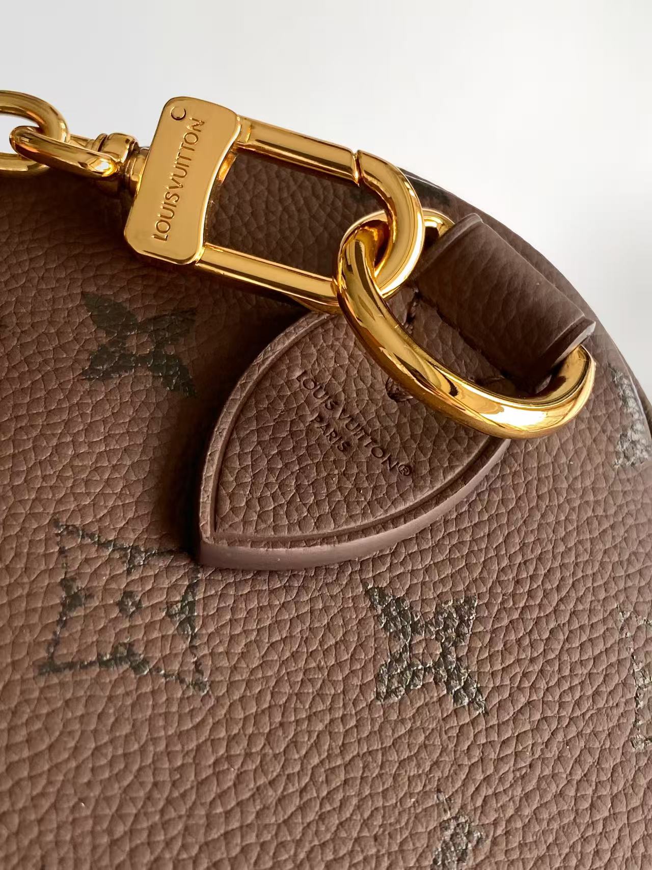 Louis Vuitton Basic Bag Cow Leather Black M-l-s