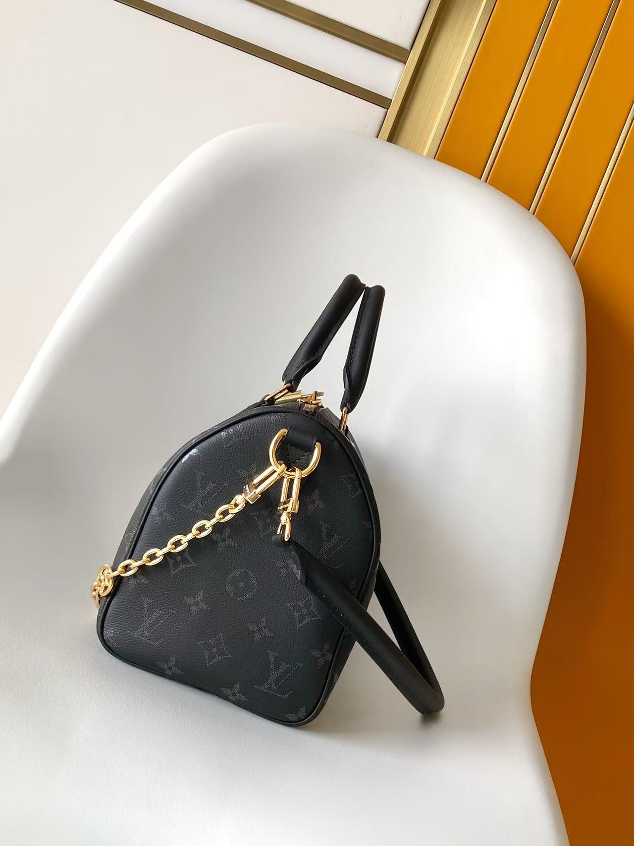 Louis Vuitton Basic Bag Cow Leather Black M-l-s