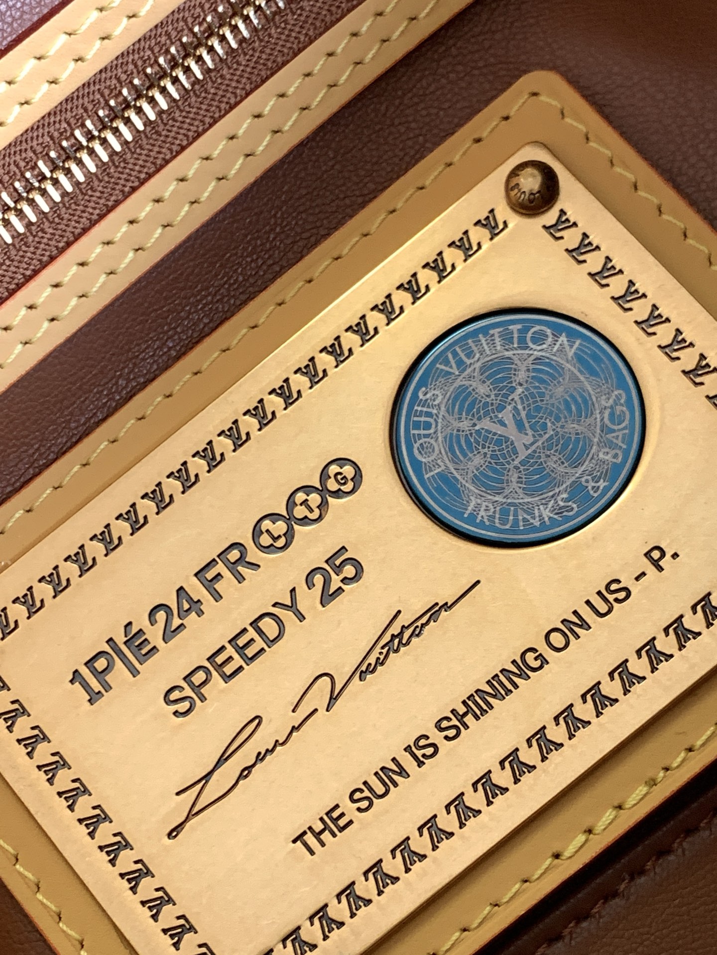 Louis Vuitton Basic Bag Cow Leather Gold 15cm-m-l-s