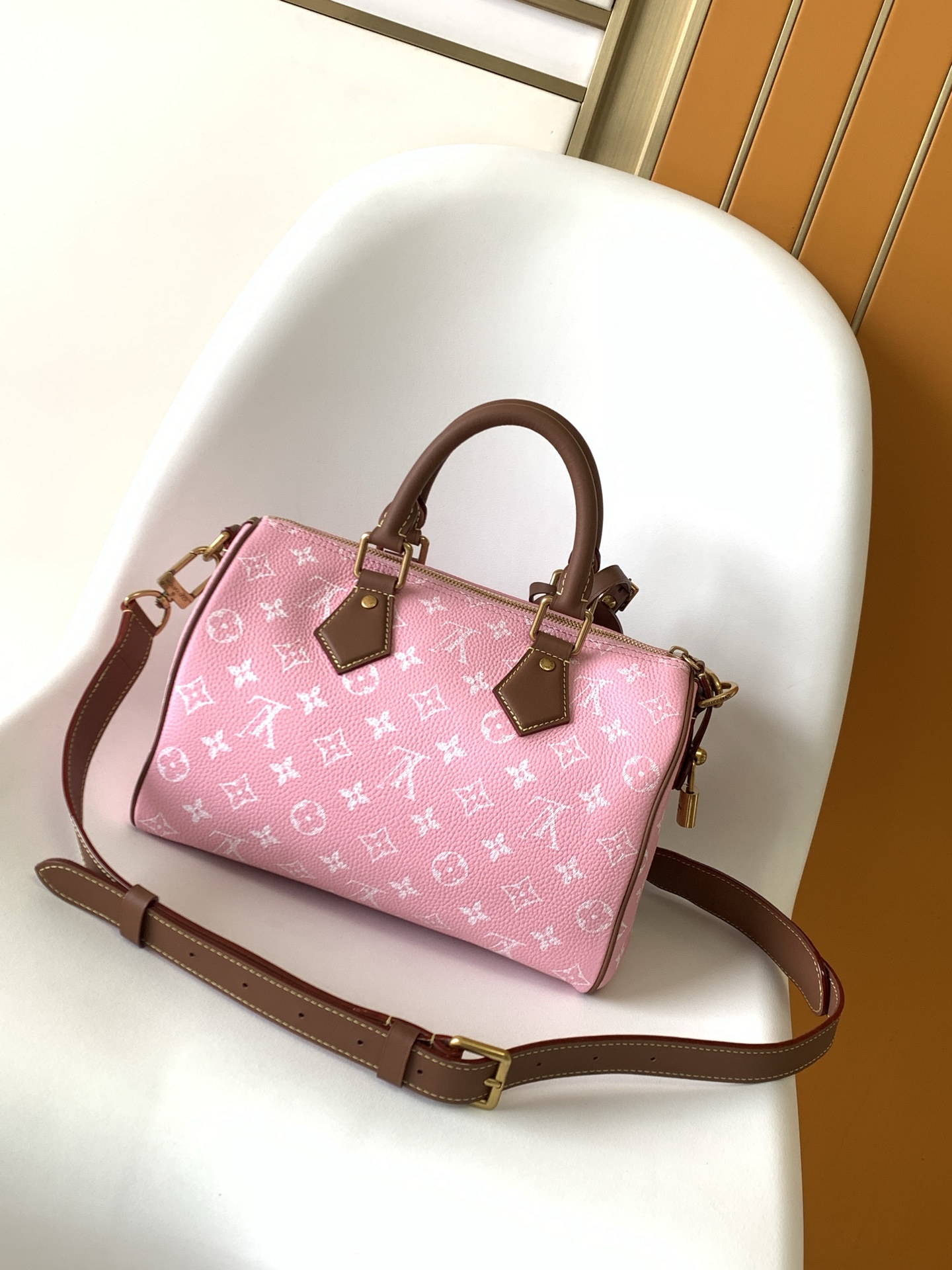 Louis Vuitton Basic Bag Cow Leather Gold 15cm-m-l-s