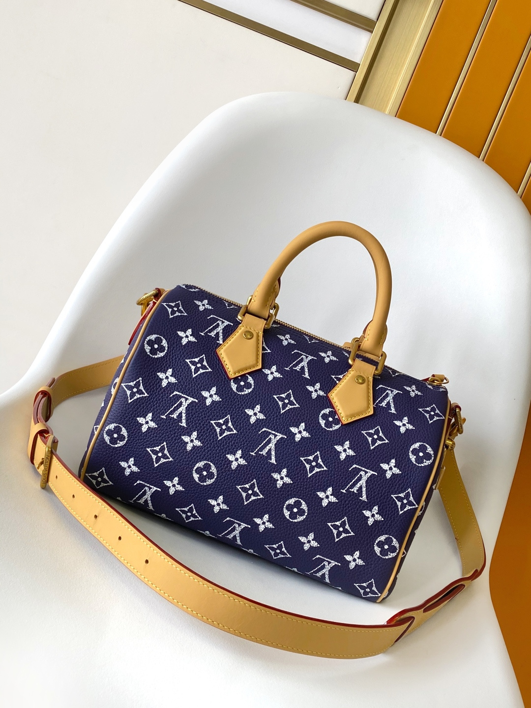 Louis Vuitton Basic Bag Cow Leather Blue 15cm-m-l-s