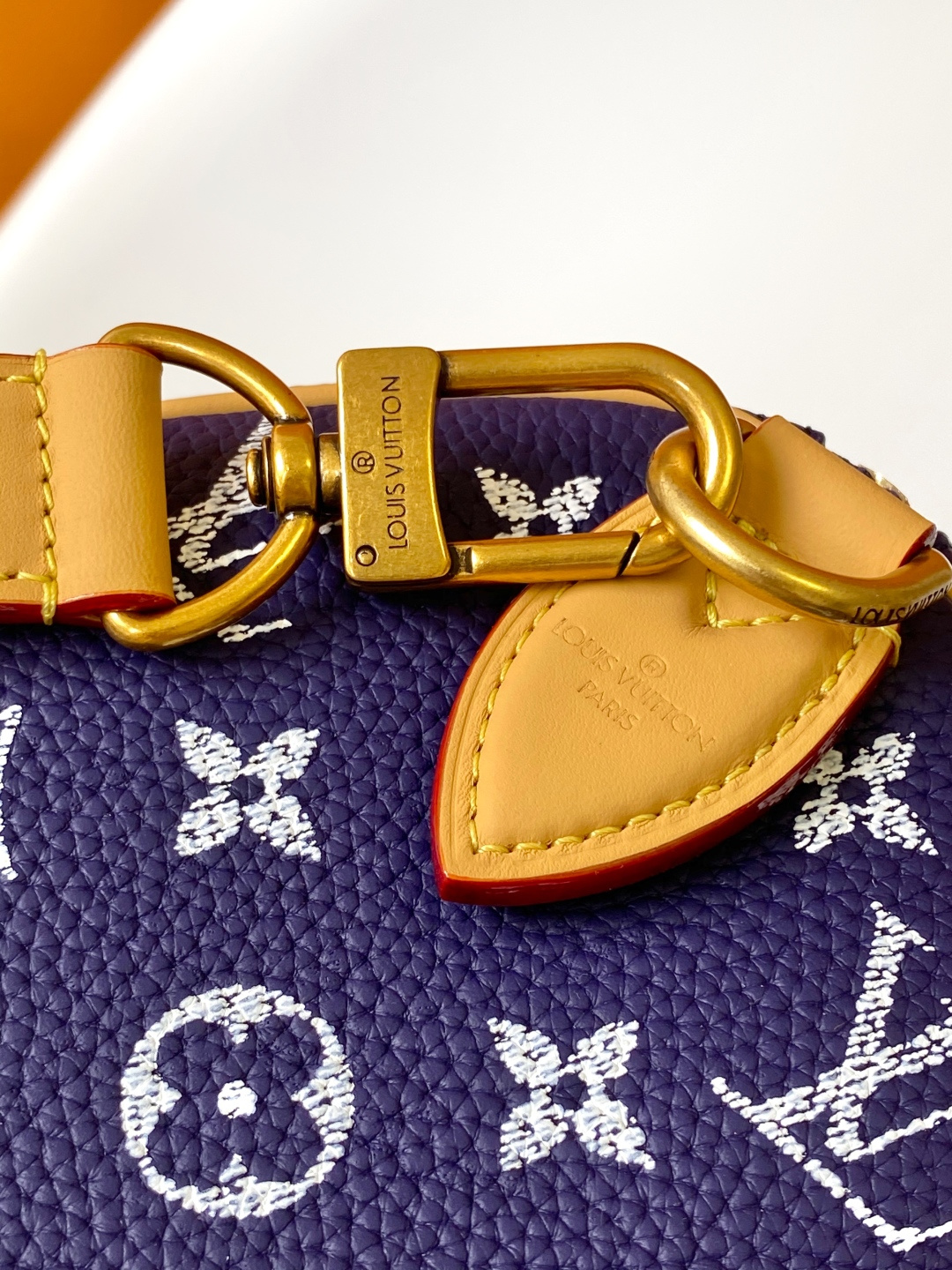 Louis Vuitton Basic Bag Cow Leather Blue 15cm-m-l-s