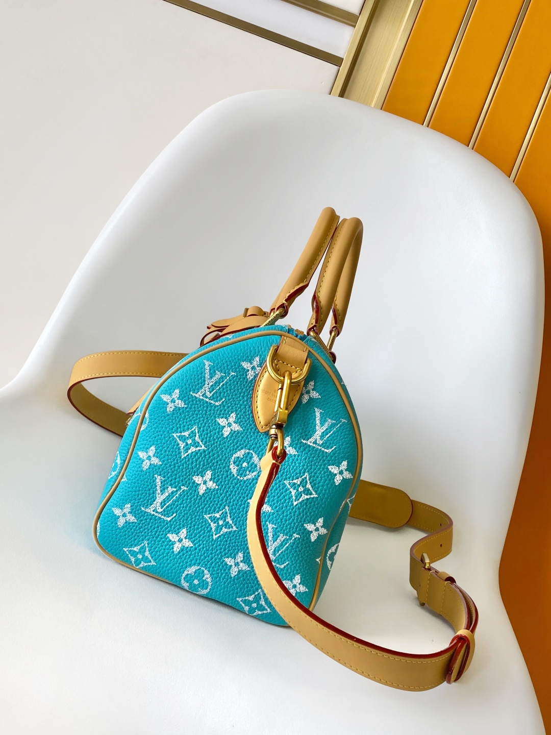 Louis Vuitton Basic Bag Cow Leather Blue 15cm-m-l-s