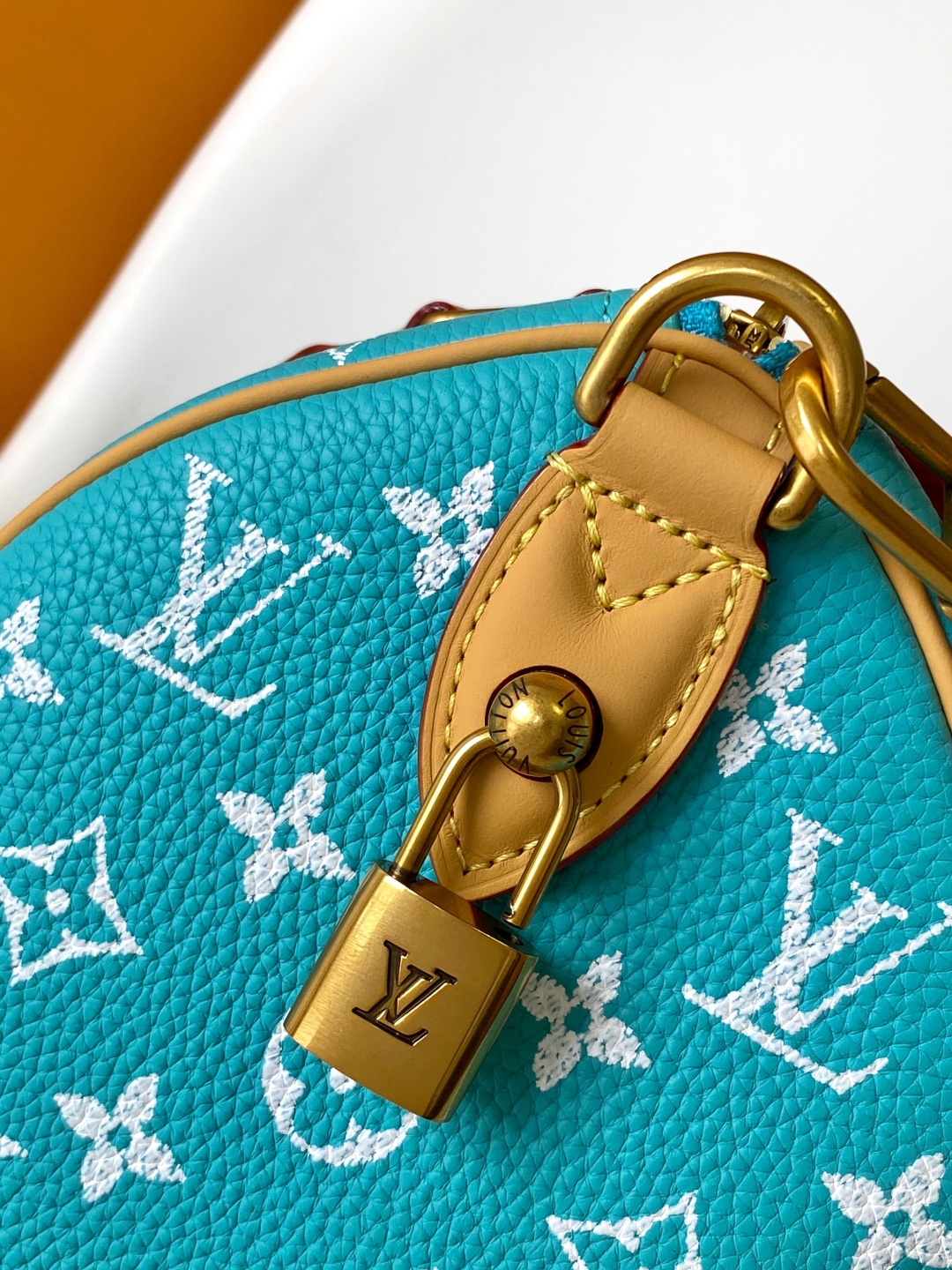 Louis Vuitton Basic Bag Cow Leather Blue 15cm-m-l-s