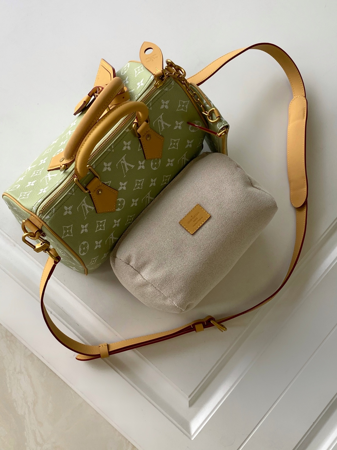 Louis Vuitton Basic Bag Cow Leather Blue 15cm-m-l-s