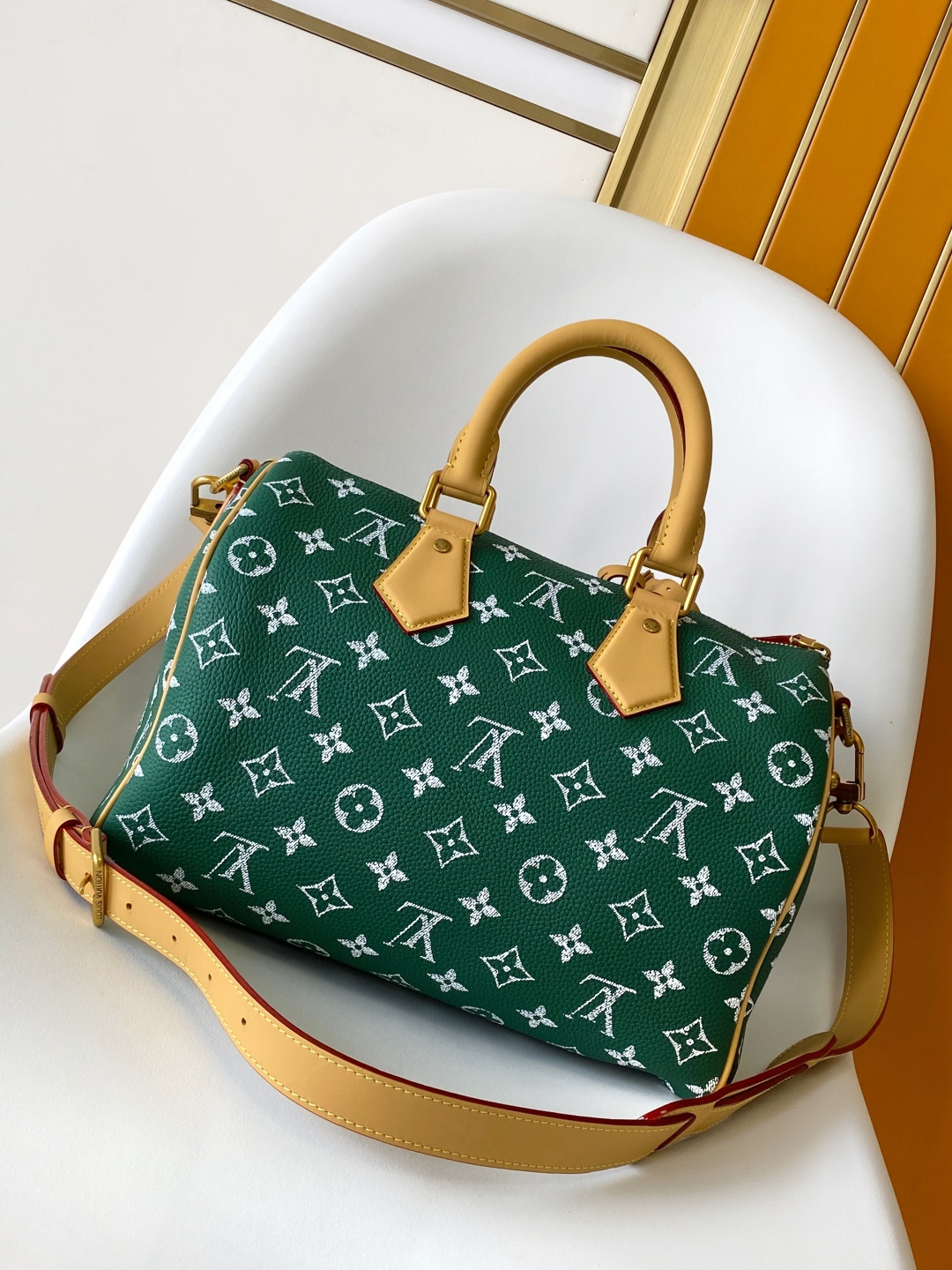 Louis Vuitton Basic Bag Cow Leather Black M-l-s