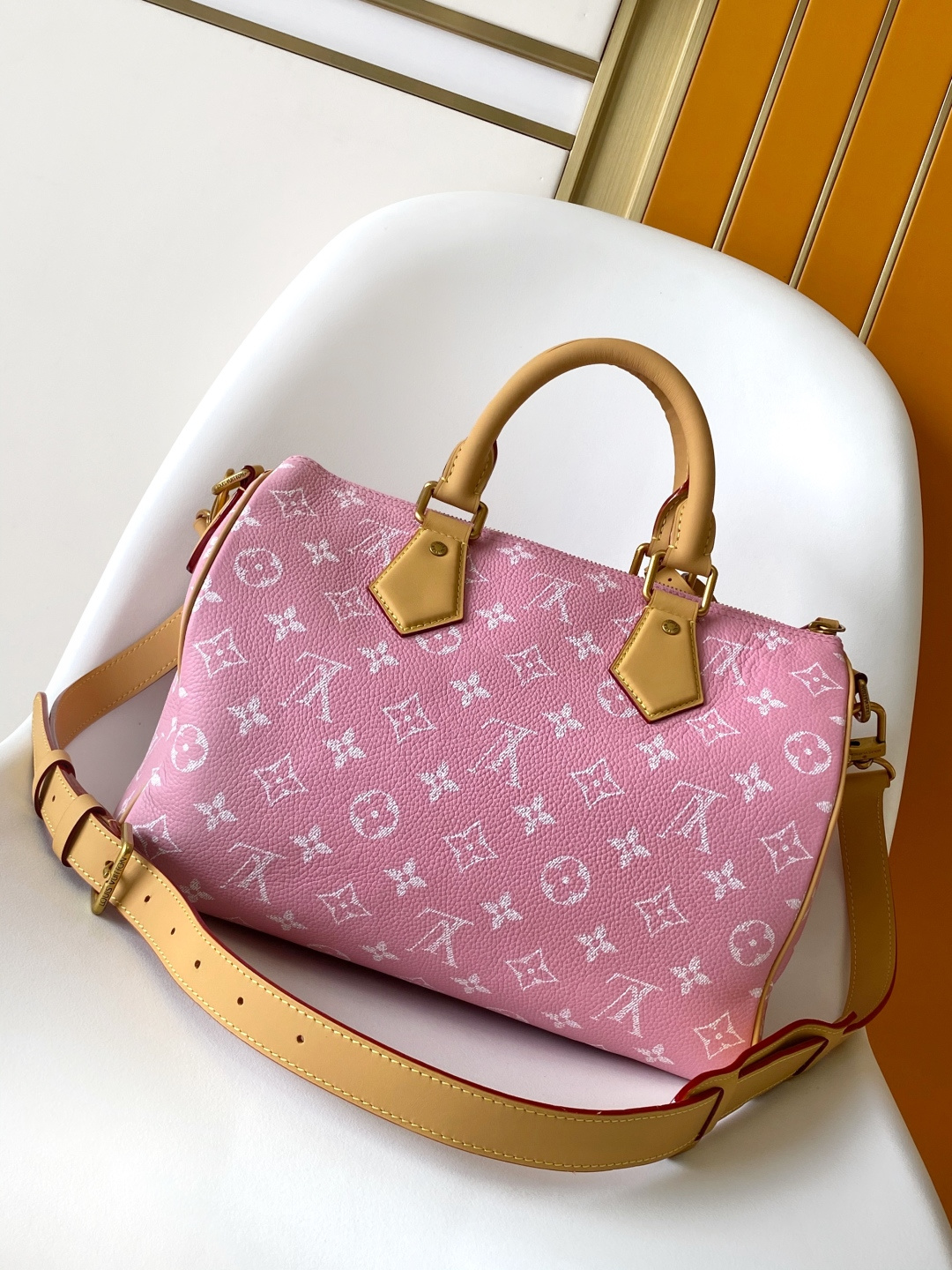 Louis Vuitton Basic Bag Cow Leather Black M-l-s