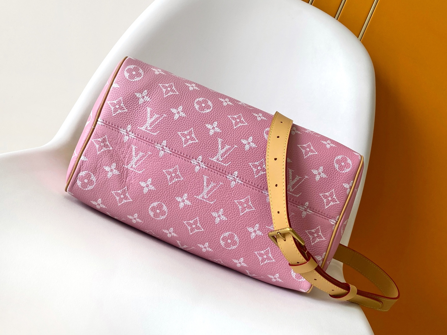 Louis Vuitton Basic Bag Cow Leather Black M-l-s