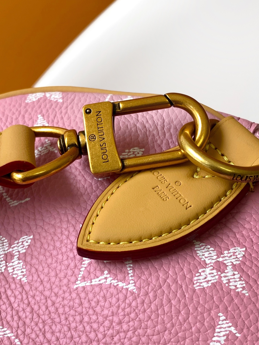 Louis Vuitton Basic Bag Cow Leather Black M-l-s