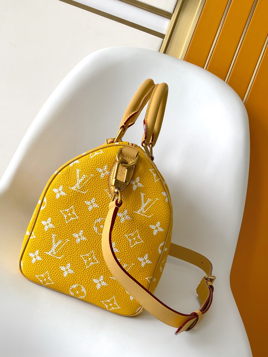 Louis Vuitton Basic Bag Cow Leather Black M-l-s