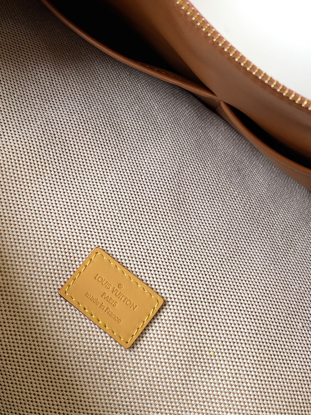 Louis Vuitton Basic Bag Cow Leather Red M-l-s