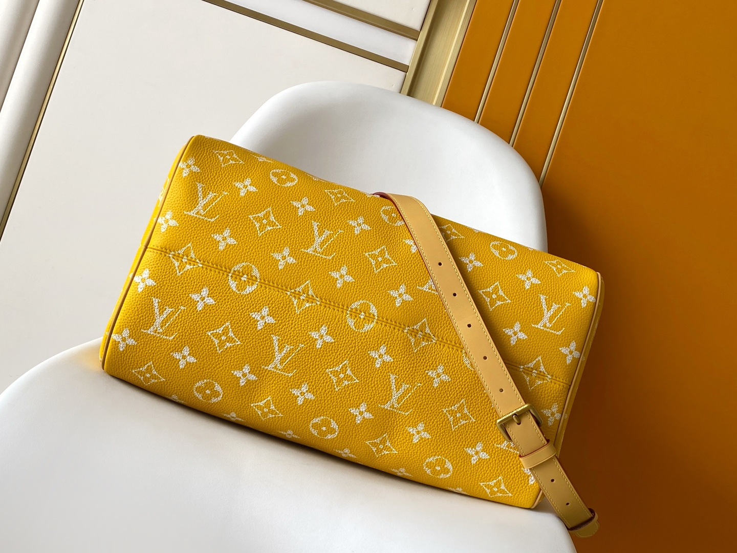 Louis Vuitton Basic Bag Cow Leather Black M-l-s