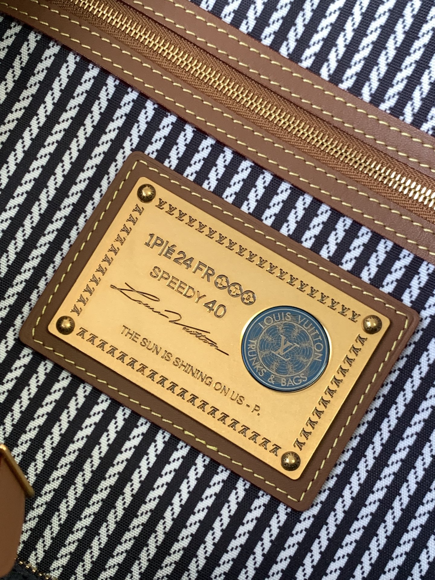 Louis Vuitton Basic Bag Cow Leather Black M-l-s