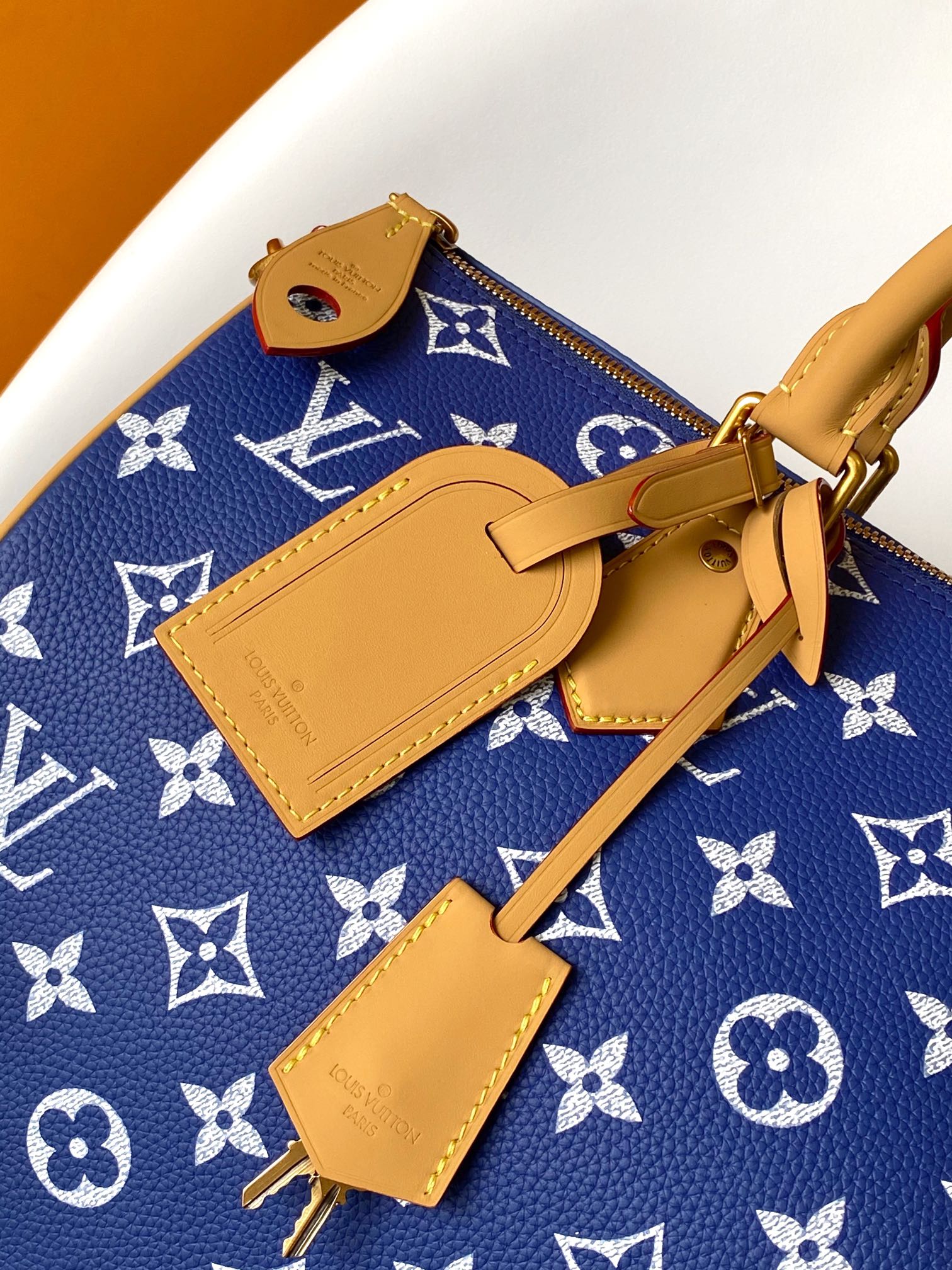 Louis Vuitton Basic Bag Cow Leather Red M-l-s