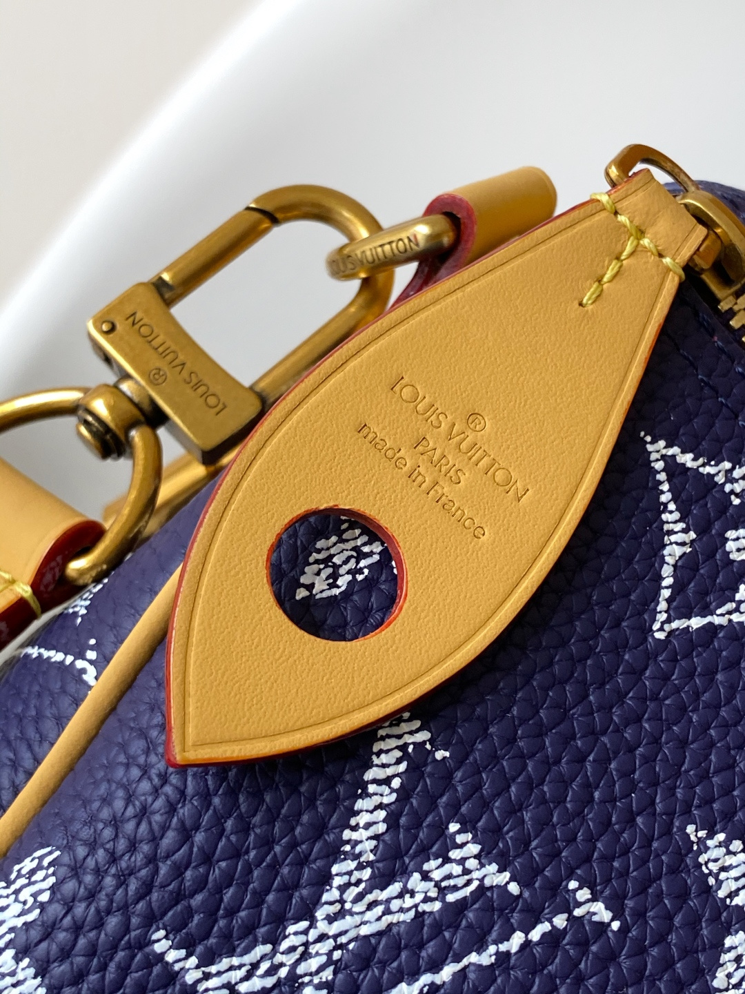 Louis Vuitton Basic Bag Cow Leather Black M-l-s