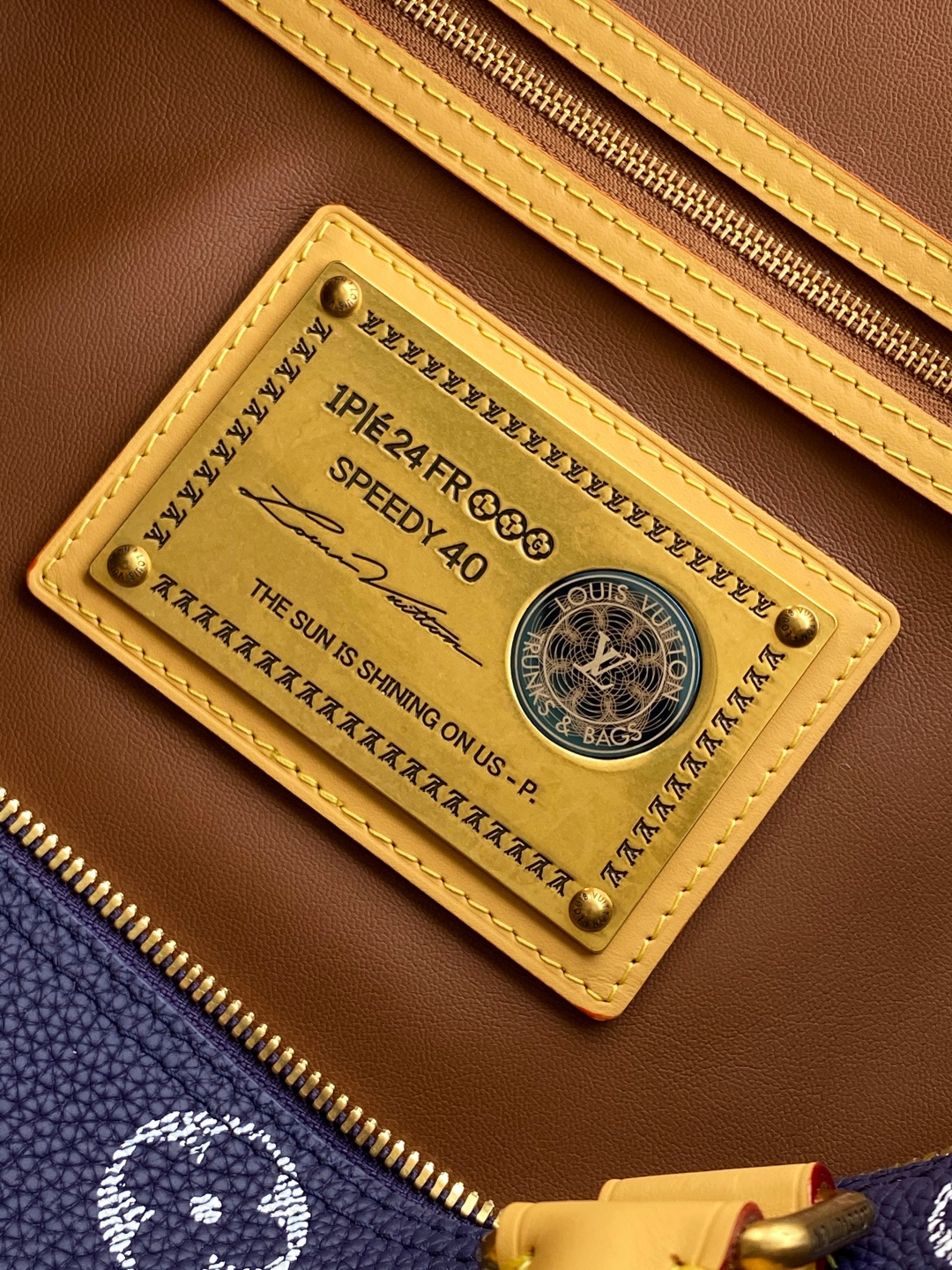 Louis Vuitton Basic Bag Cow Leather Black M-l-s