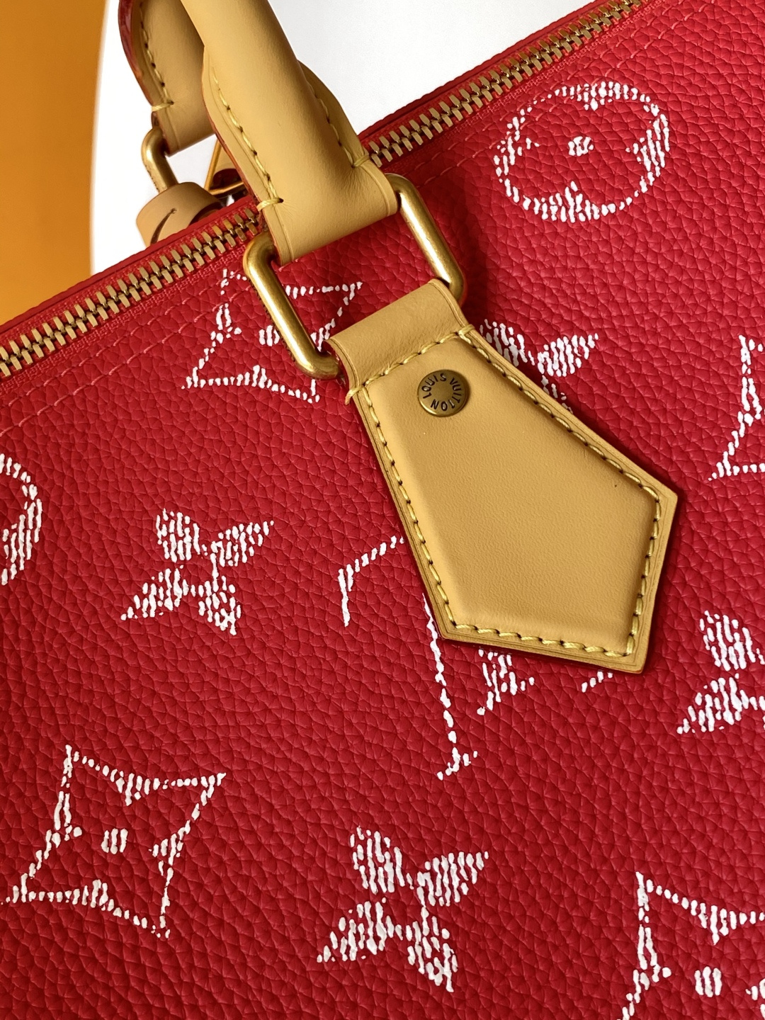 Louis Vuitton Basic Bag Cow Leather Red M-l-s