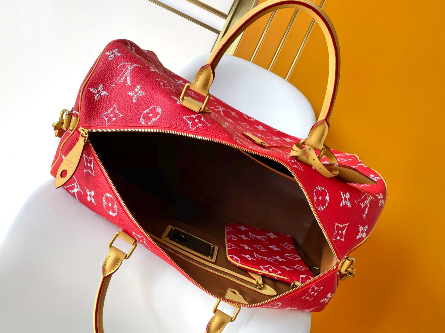 Louis Vuitton Basic Bag Cow Leather Red M-l-s