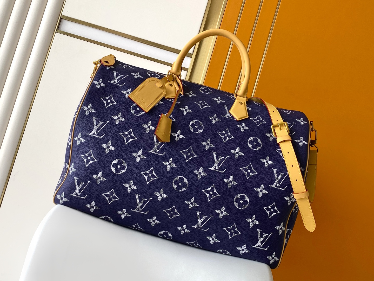 Louis Vuitton Basic Bag Cow Leather Red M-l-s