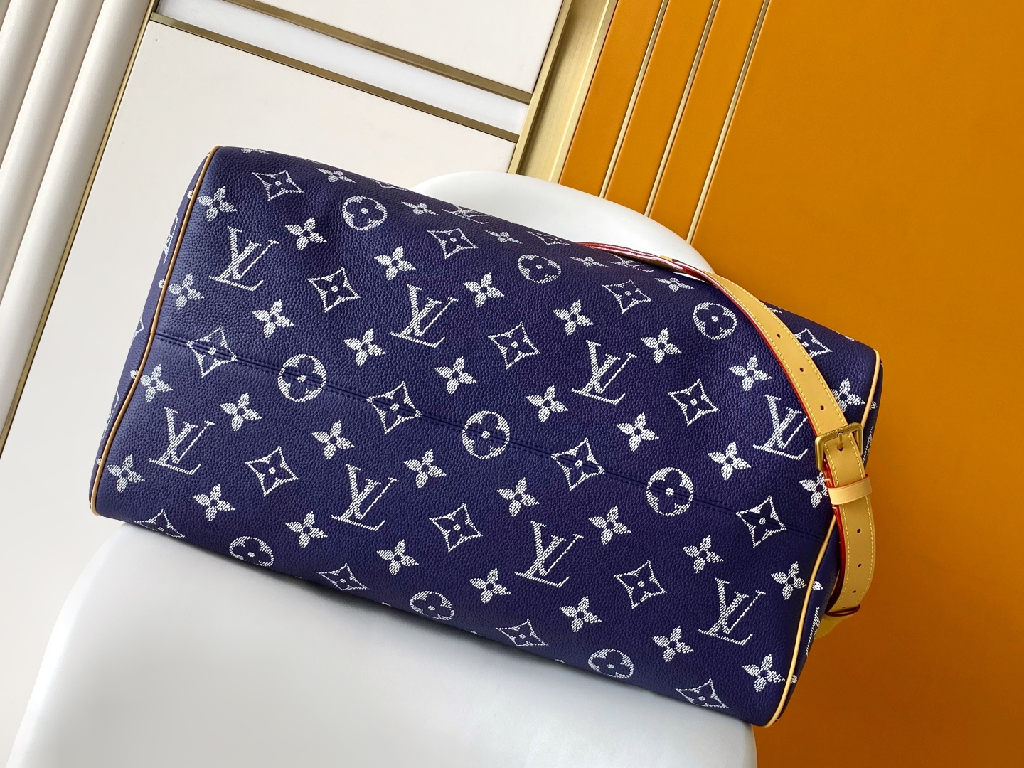 Louis Vuitton Basic Bag Cow Leather Red M-l-s