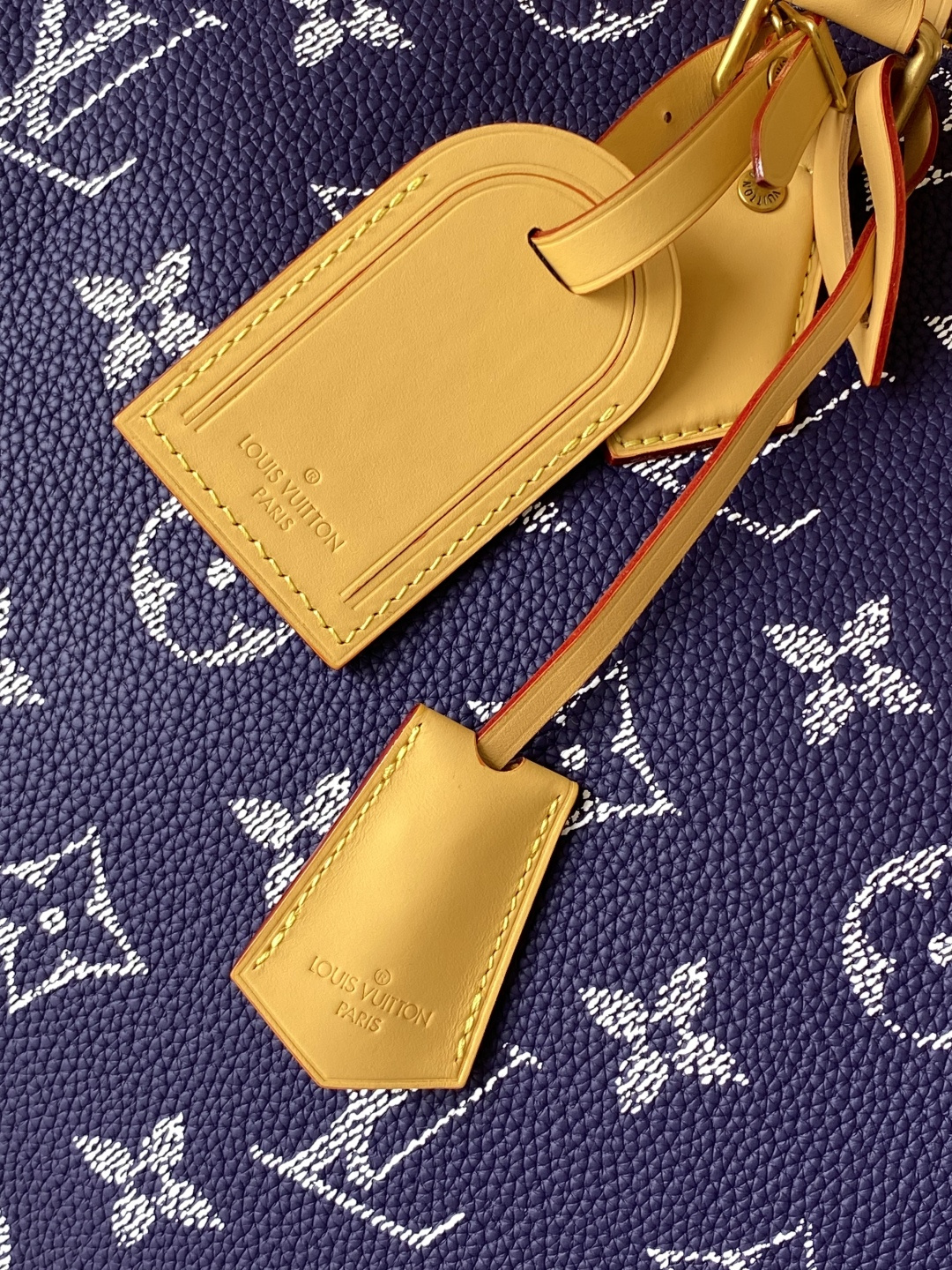 Louis Vuitton Basic Bag Cow Leather Red M-l-s