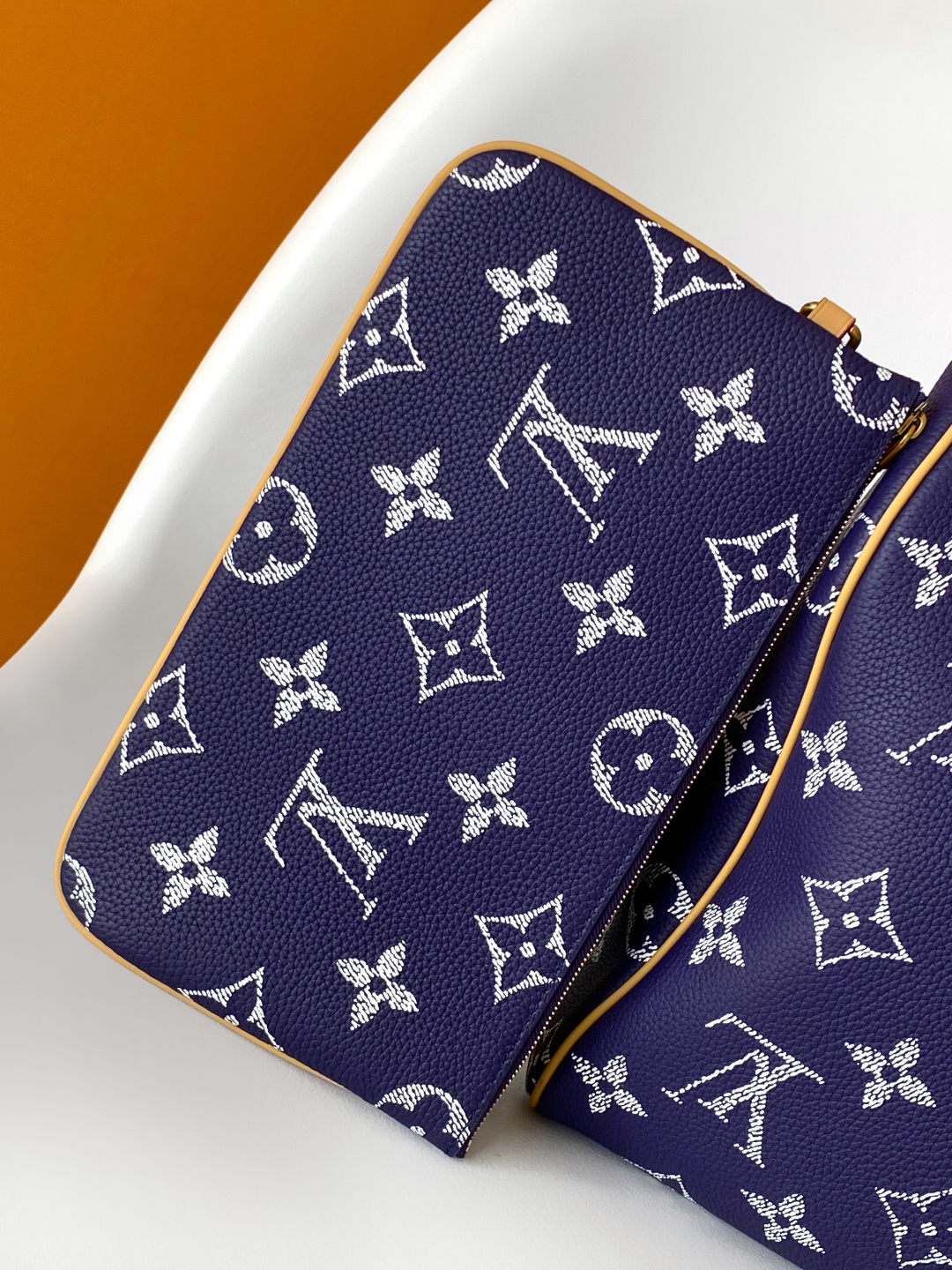 Louis Vuitton Basic Bag Cow Leather Red M-l-s