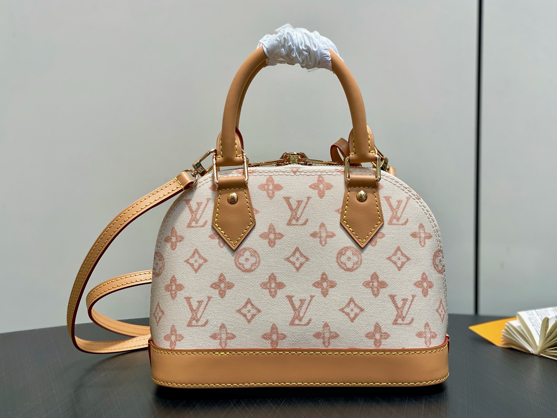 Louis Vuitton Basic Bag Cow Leather Blue M-l-s
