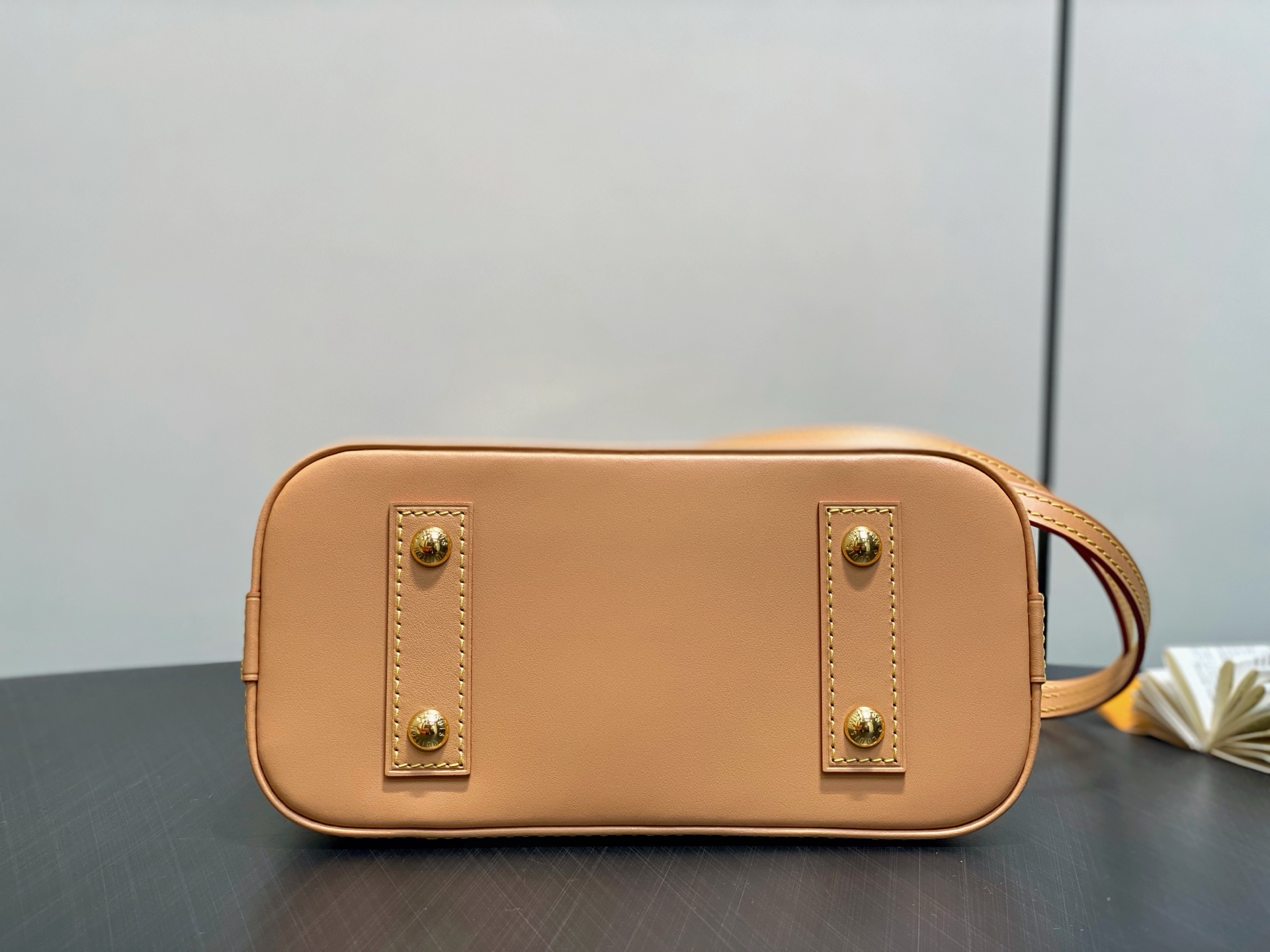 Louis Vuitton Basic Bag Cow Leather Blue M-l-s