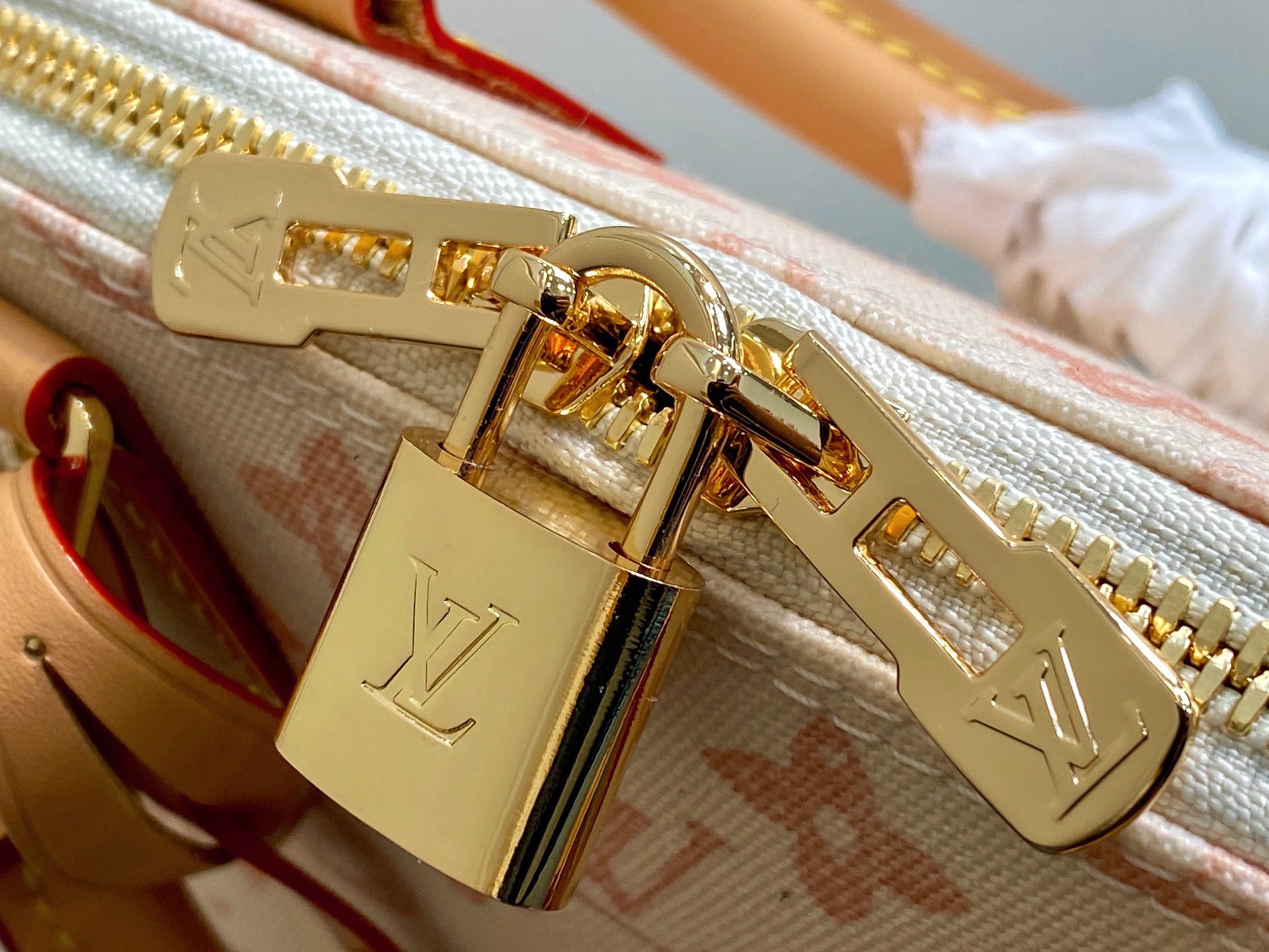 Louis Vuitton Basic Bag Cow Leather Blue M-l-s