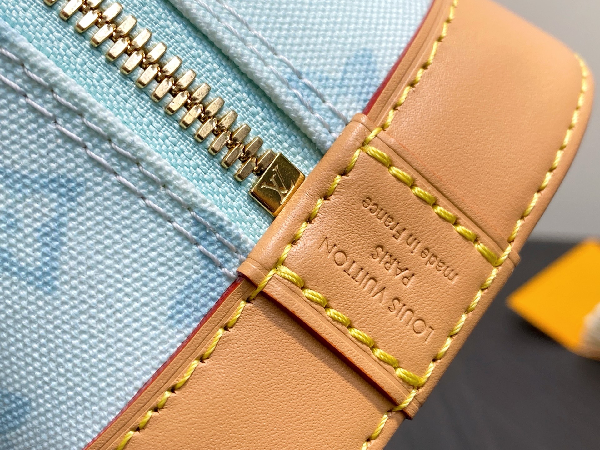 Louis Vuitton Basic Bag Cow Leather Blue M-l-s