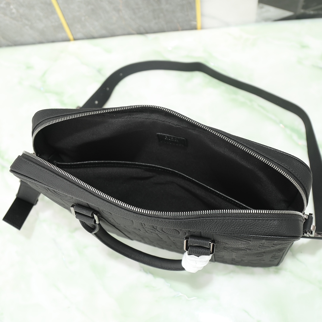 Dior Briefcase Cow Leather Black Foldable L-s-180l