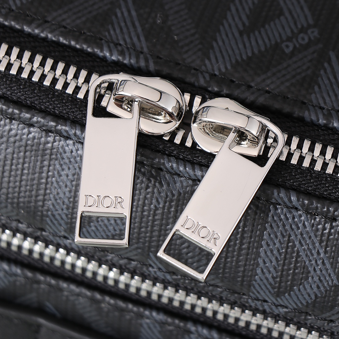 Dior Basic Bag Cow Leather Black L-s