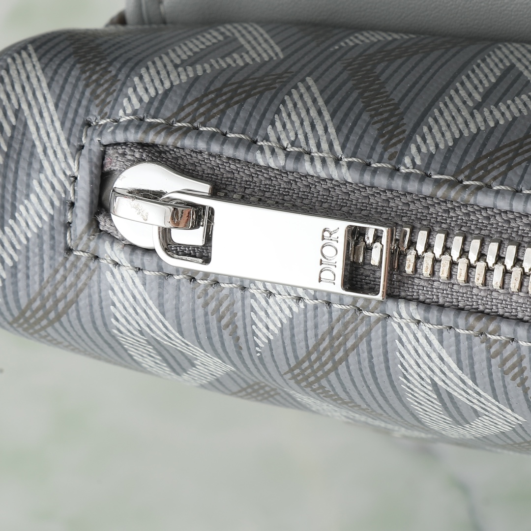 Basic Bag Cow Leather M-s