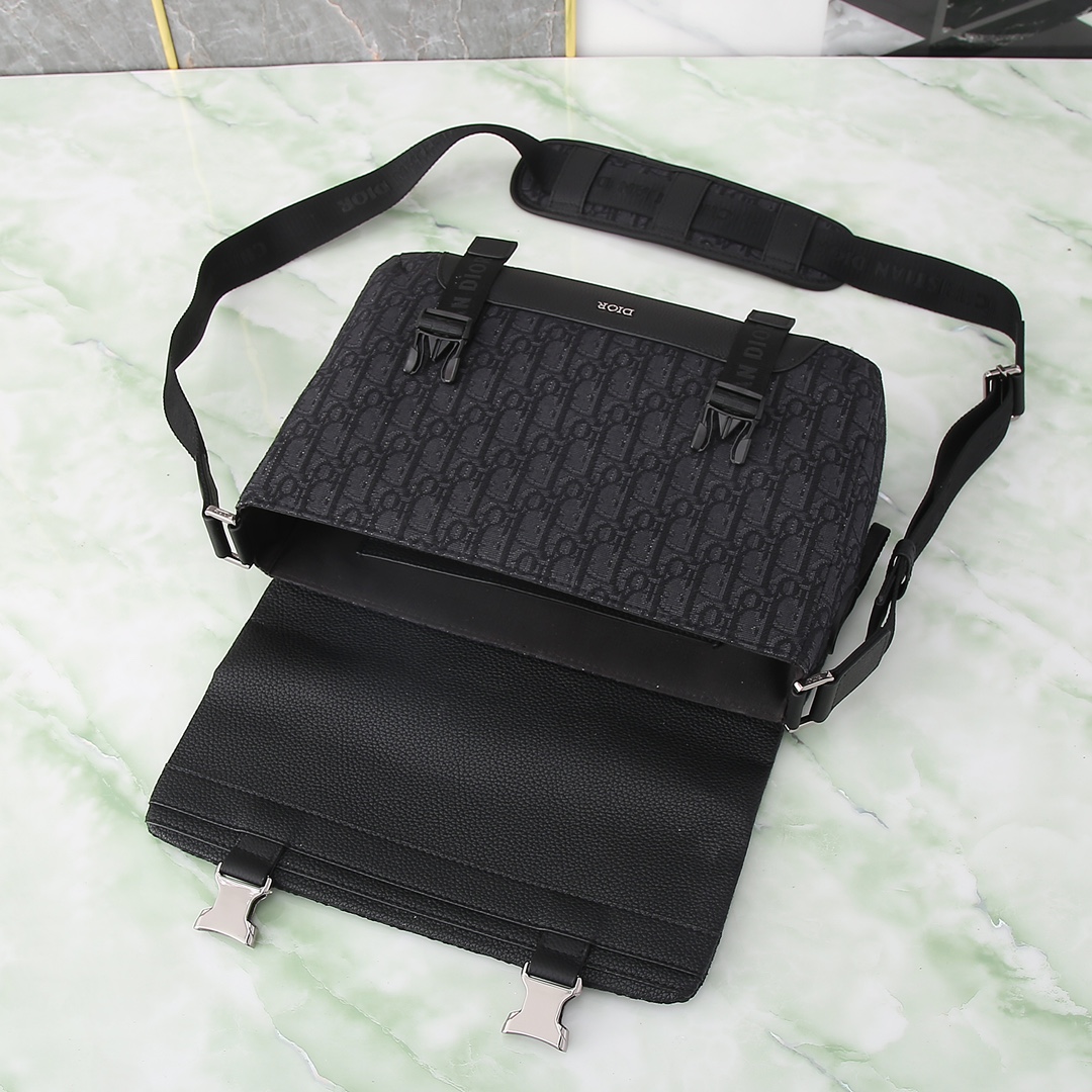 Dior Messenger Bag Nylon Black M-l-s