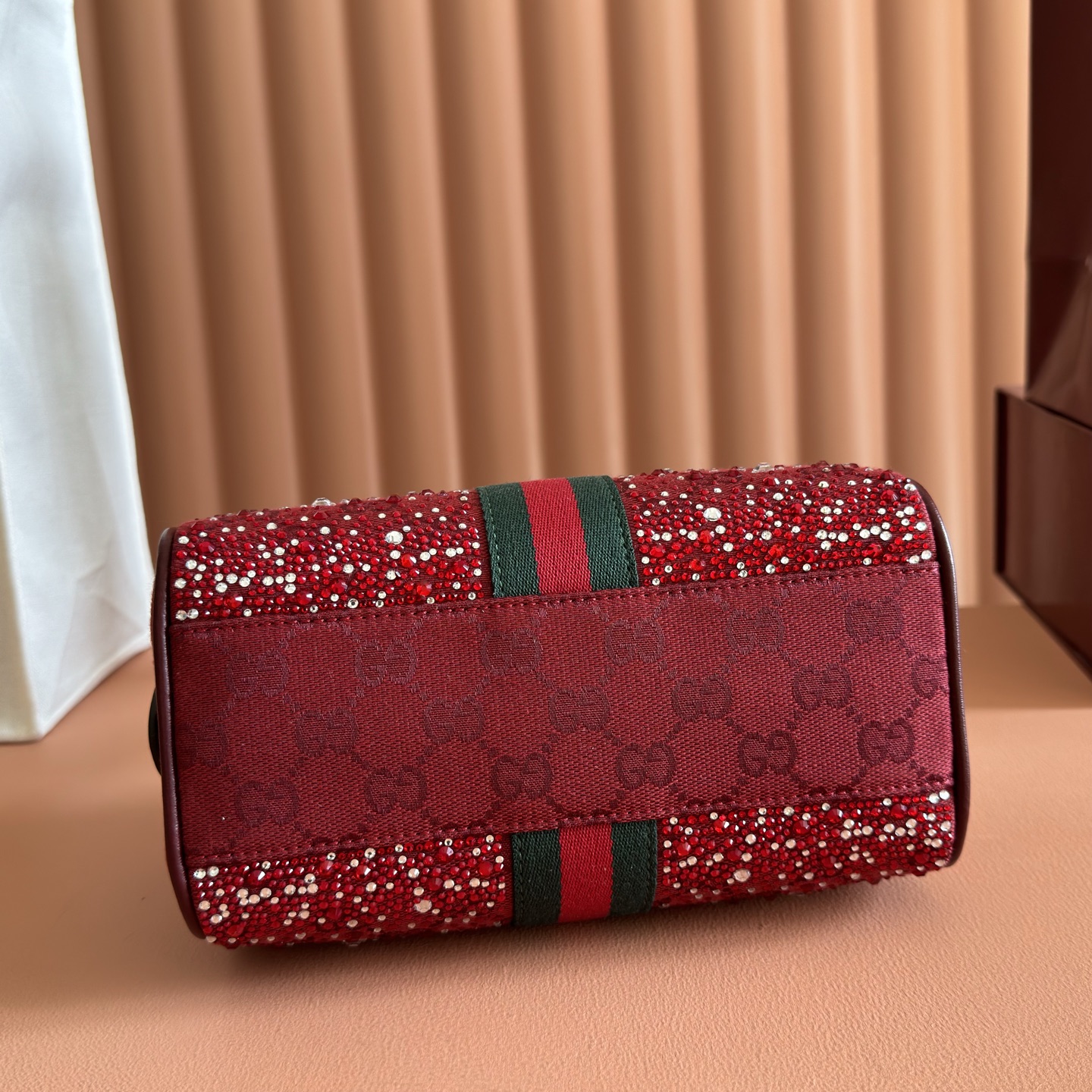 Gucci Basic Bag Canvas Gold S