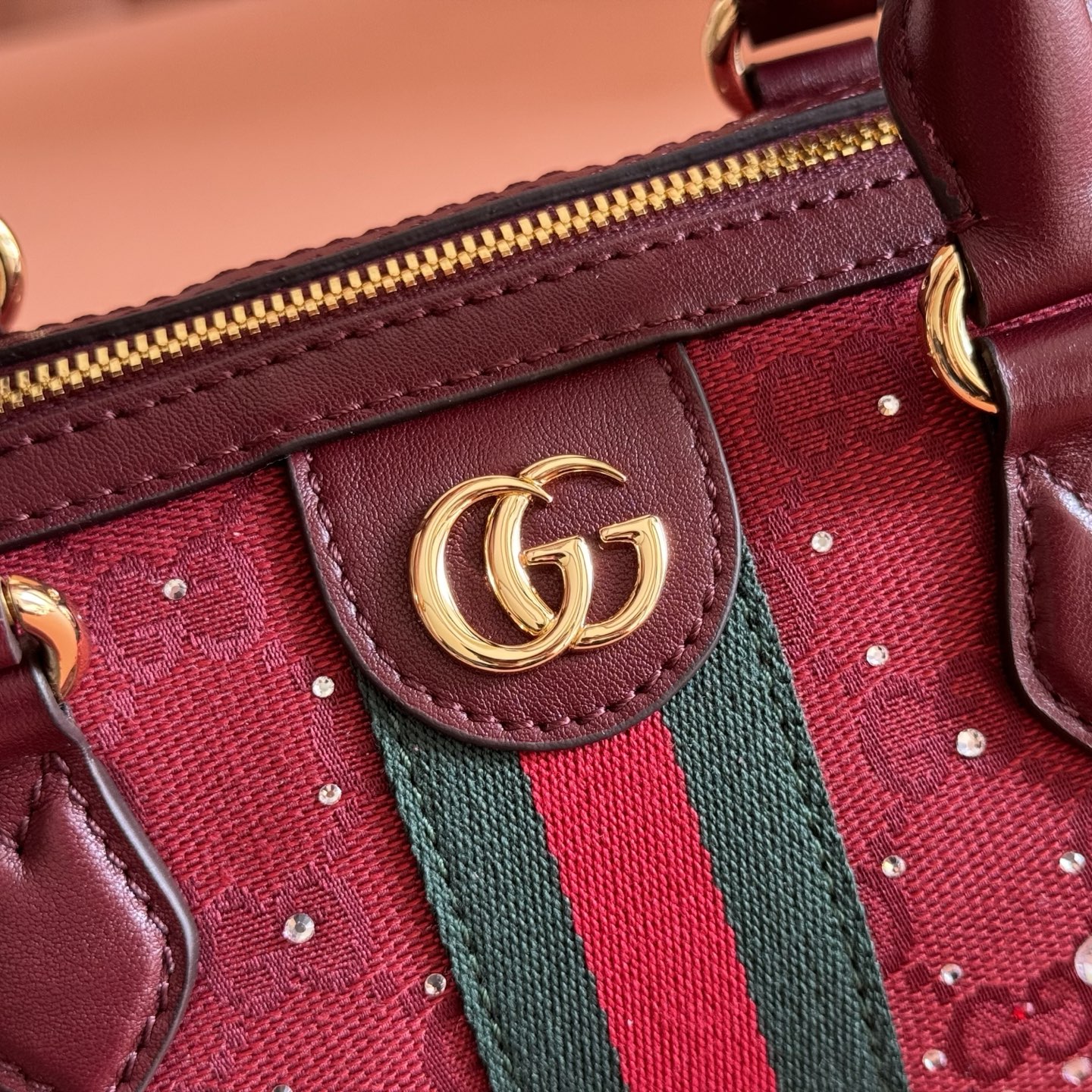 Gucci Basic Bag Canvas Gold S