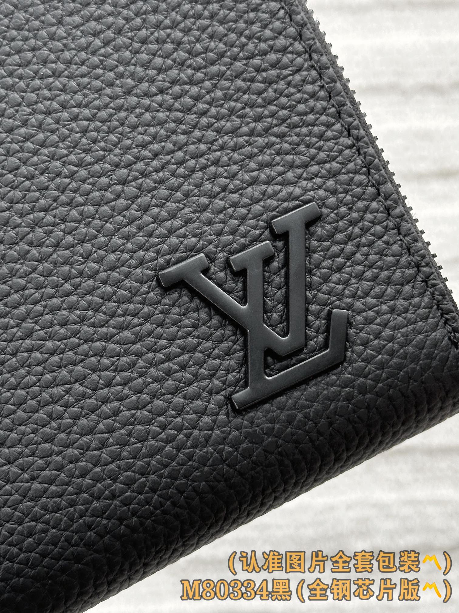 Basic Bag Cow Leather Black M-l-s