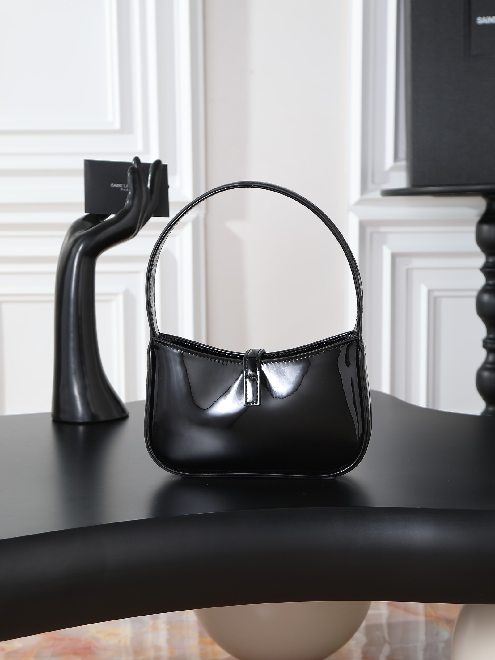 Basic Bag Black M-l