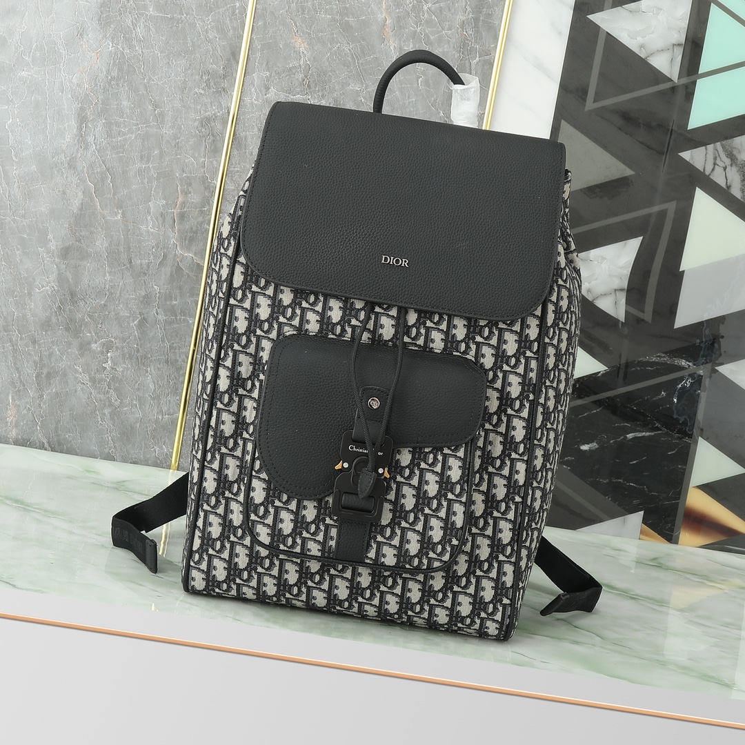 Dior Shoulder Bag Cow Leather Black L