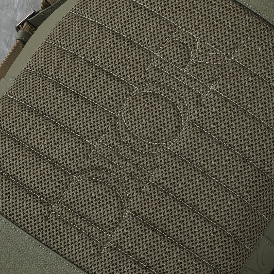 Dior Shoulder Bag Cow Leather L-s-199l