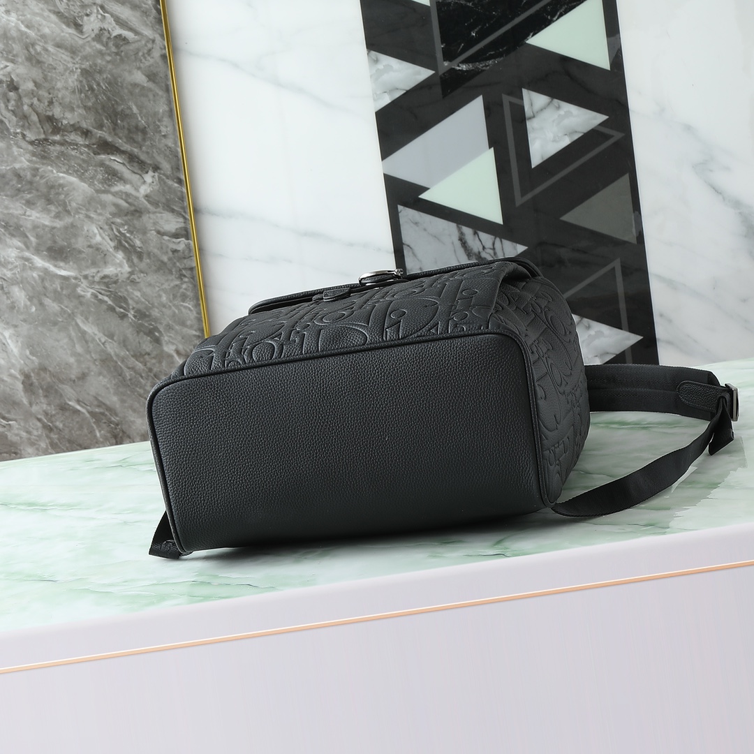 Dior Shoulder Bag Cow Leather Black L-s-231l