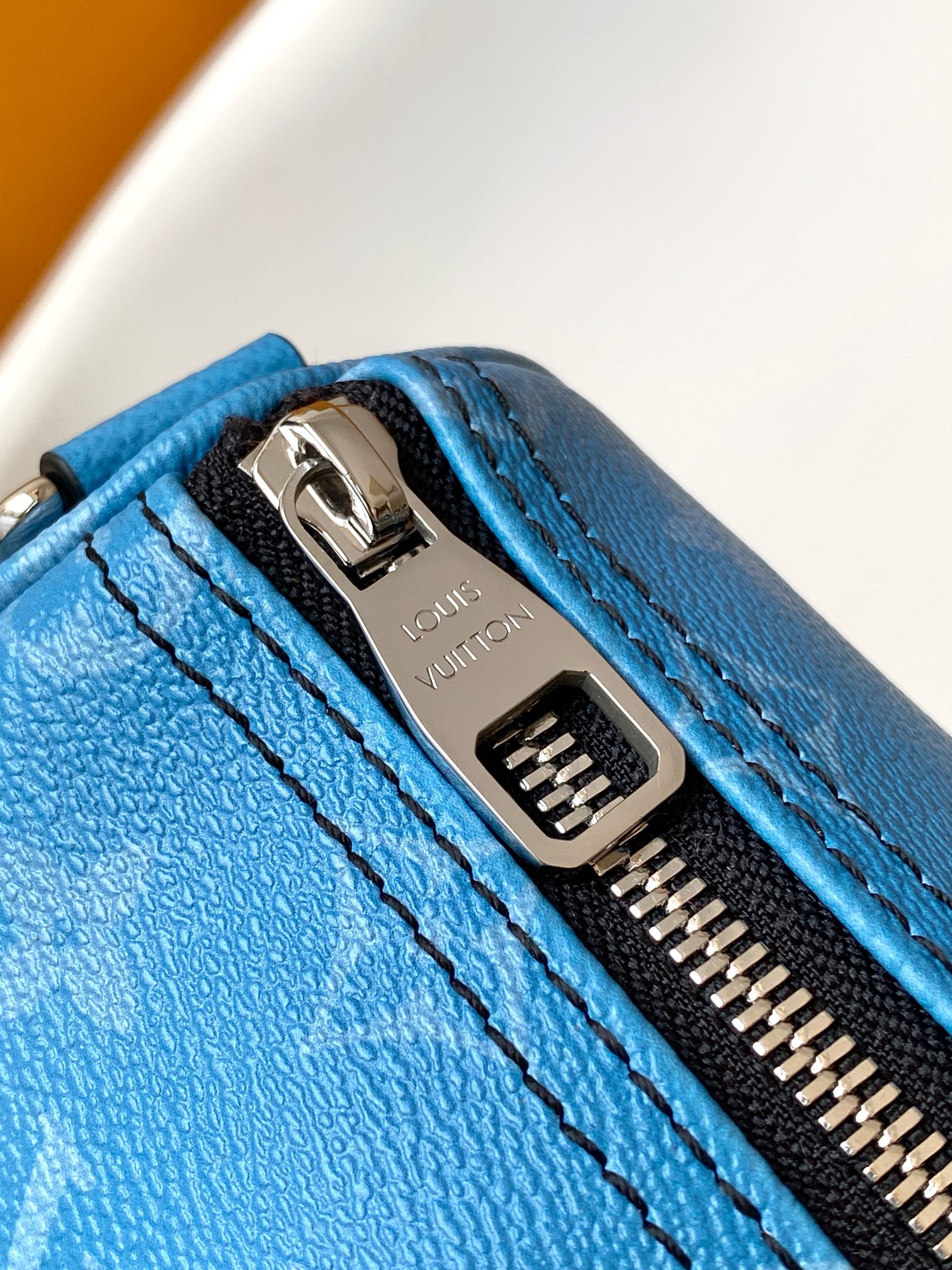 Louis Vuitton Basic Bag Cow Leather Green M-l-s