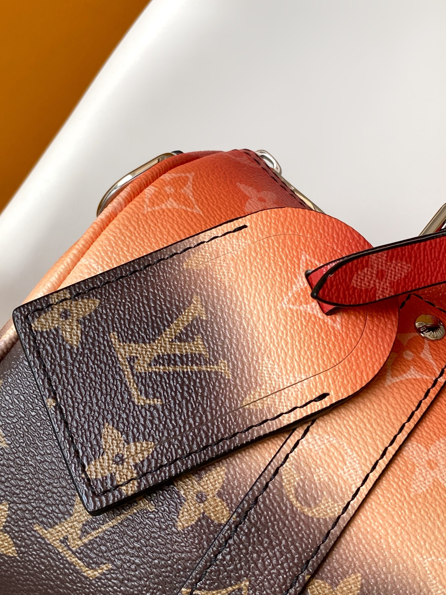 Louis Vuitton Basic Bag Cow Leather Green M-l-s