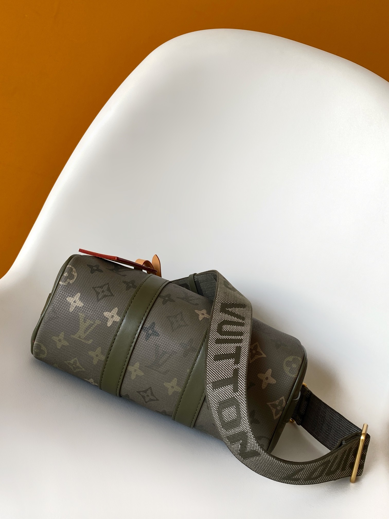 Louis Vuitton Basic Bag Cow Leather Green M-l-s