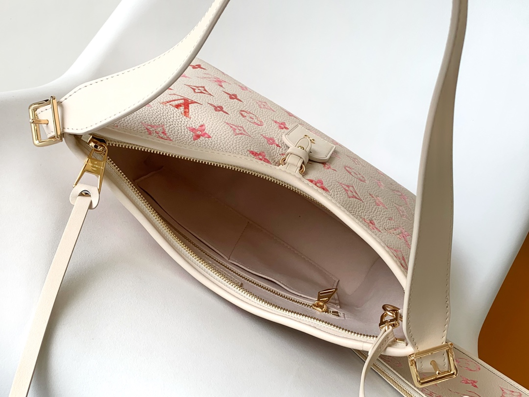 Louis Vuitton Clutch Bag White M-l
