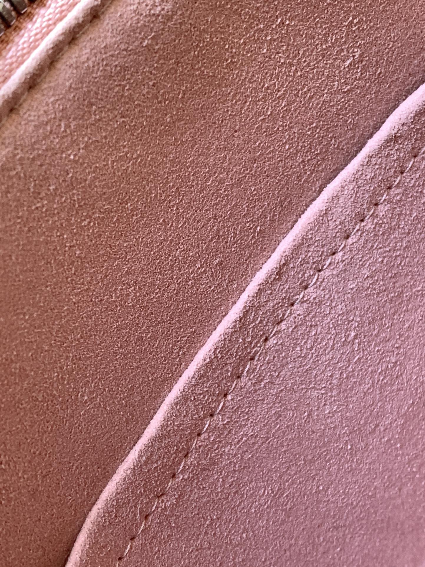 Louis Vuitton Basic Bag Cow Leather Black M-l