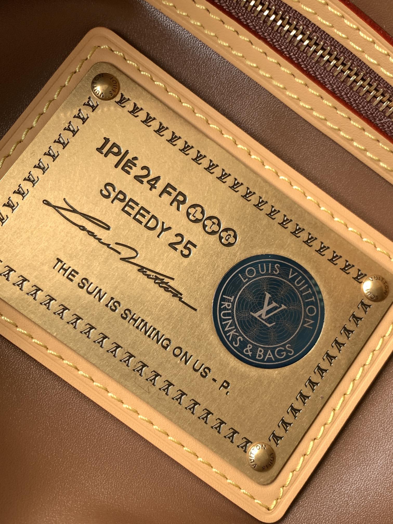 Louis Vuitton Basic Bag Cow Leather Red M-l-s