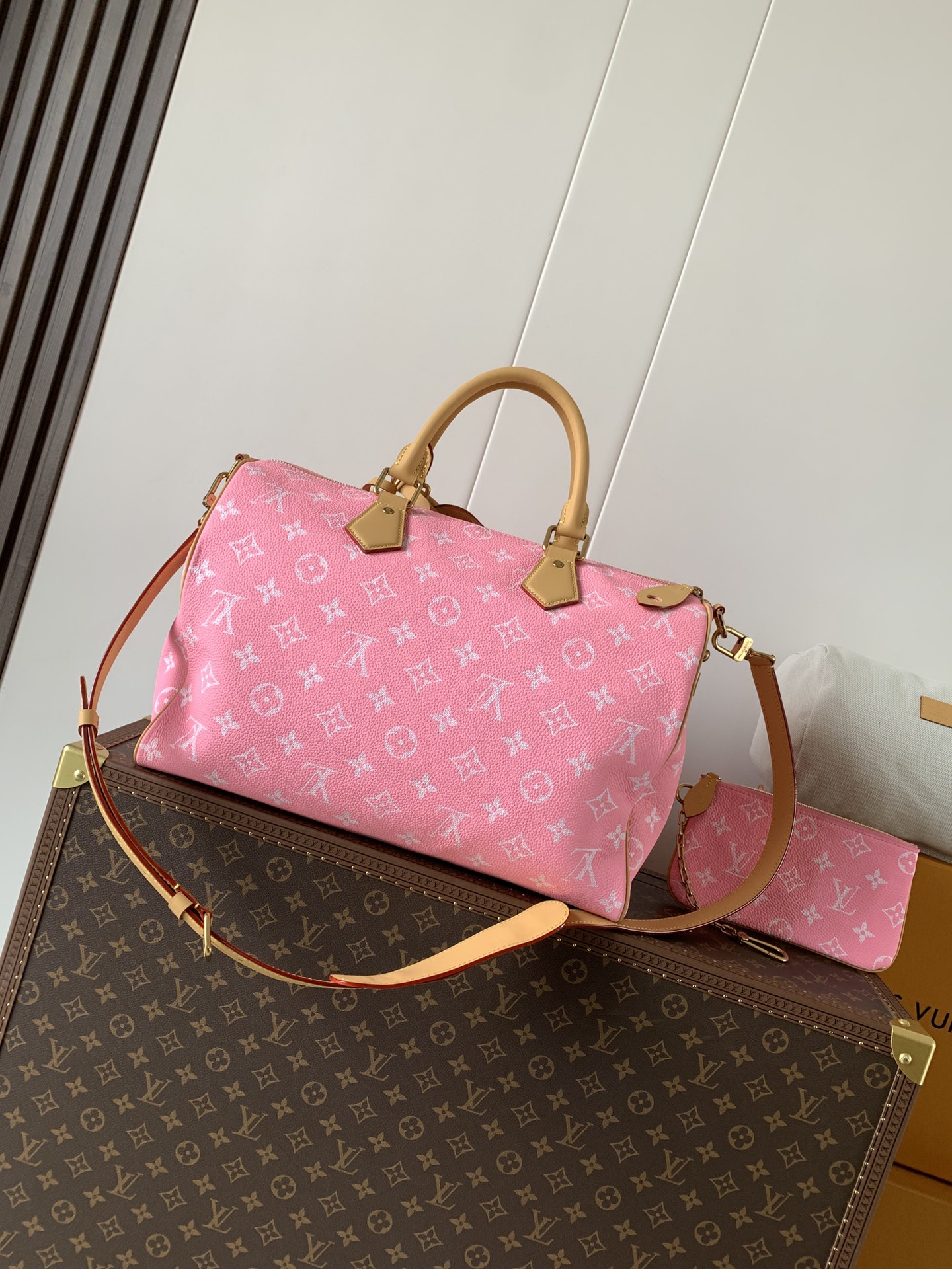 Louis Vuitton Basic Bag Cow Leather Green M-l-s
