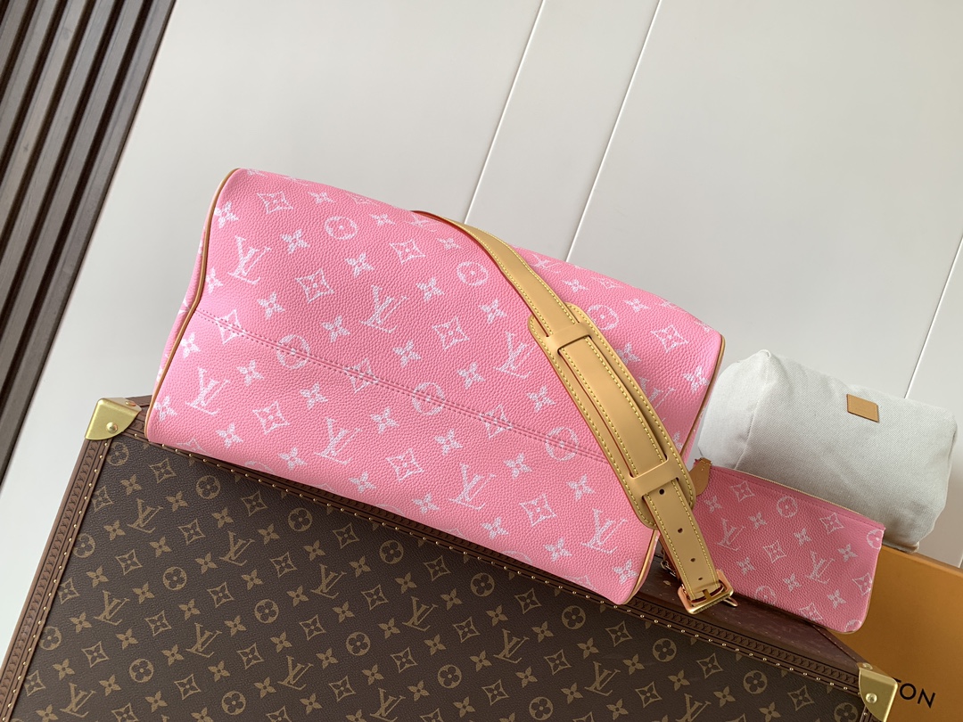 Louis Vuitton Basic Bag Cow Leather Green M-l-s